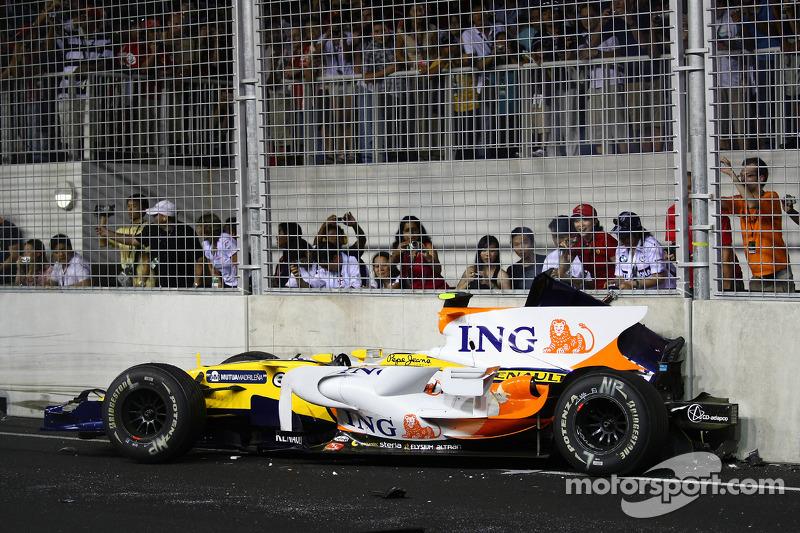 Casos como o de Nelsinho Piquet em Cingapura em 2008 é que a MotoGP não pode repetir.
