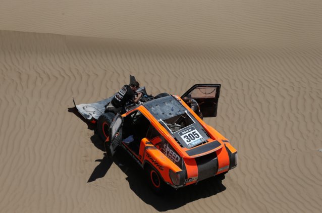 continuam os problemas de Robby Gordon no Dakar 2014 -  Foto: Dakar.com